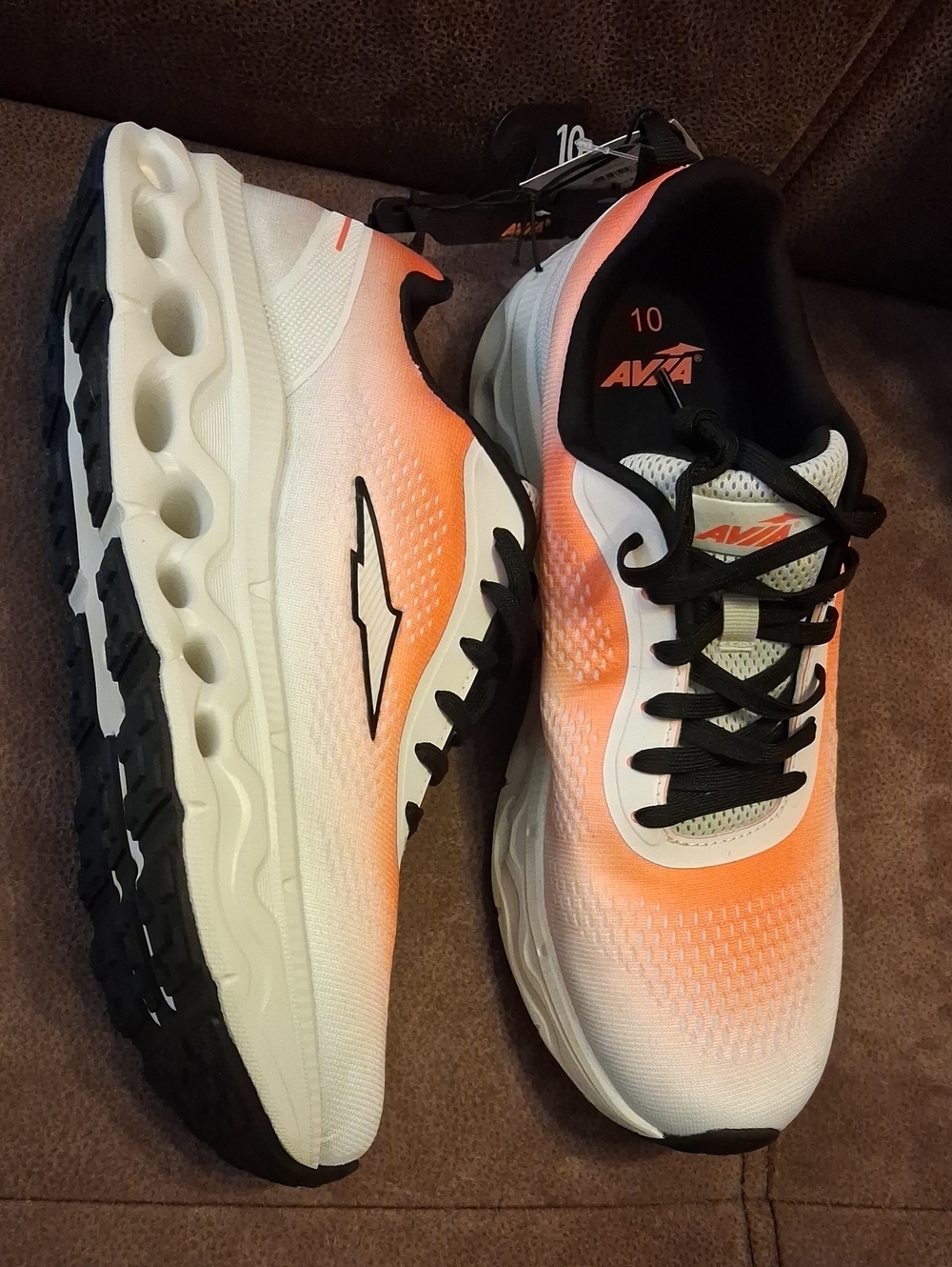 Avia Men's Orange Gradient Breathable Jumbo Lite Runner Athletic Shoes 10